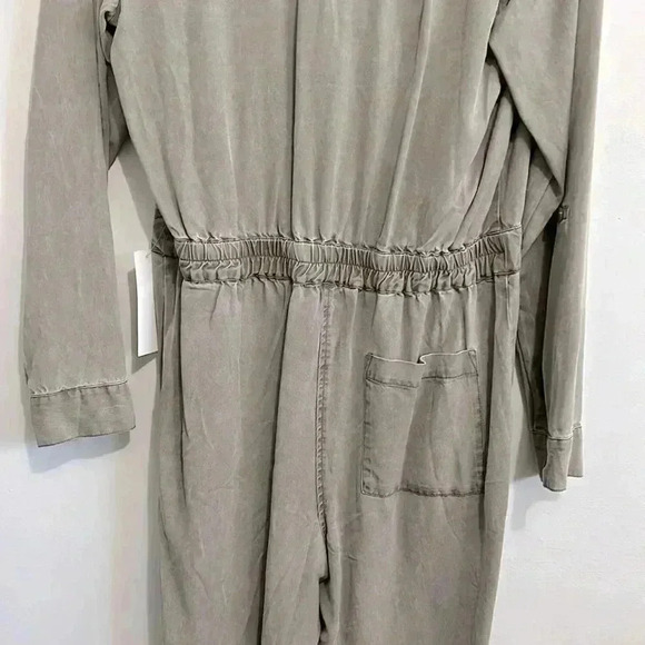 BNWT Young fabulous & Broke Jumpsuit size M - Picture 4 of 5